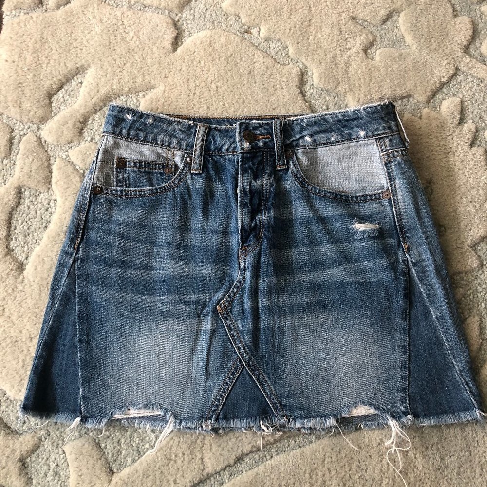 American Eagle Blue Distressed Ripped Denim Mini Skirt Size 0